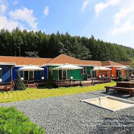 Rainbow Hwangto Pension Пьончан Екстериор снимка