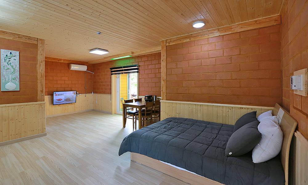 Rainbow Hwangto Pension Пьончан Екстериор снимка