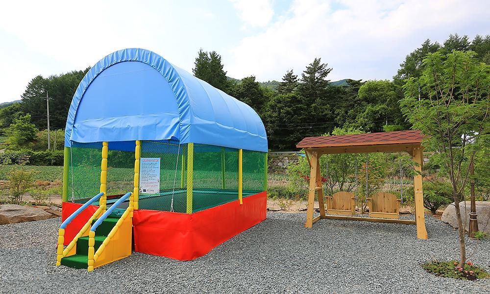 Rainbow Hwangto Pension Пьончан Екстериор снимка