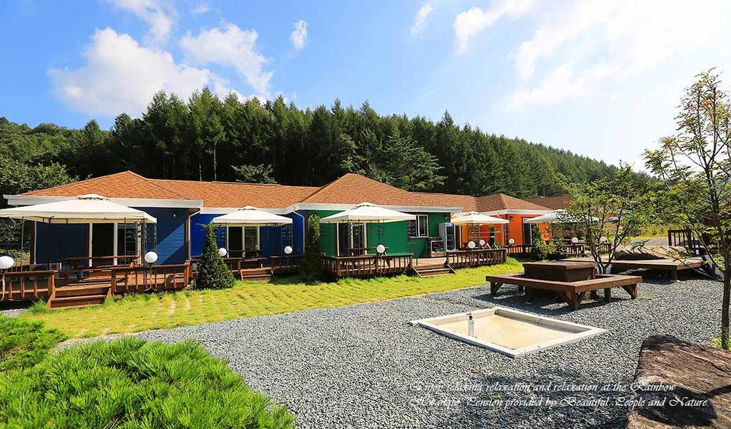 Rainbow Hwangto Pension Пьончан Екстериор снимка